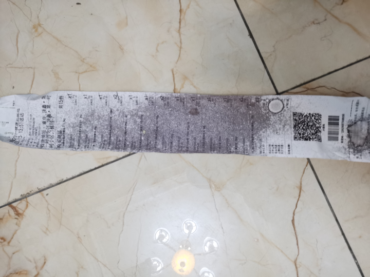 热敏纸碰到酒精为什么会变黑？